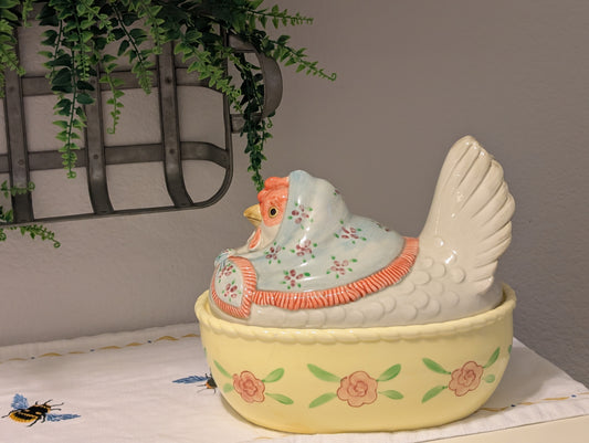 Fitz & Floyd Ceramic Hen on a Nest Soup Tureen